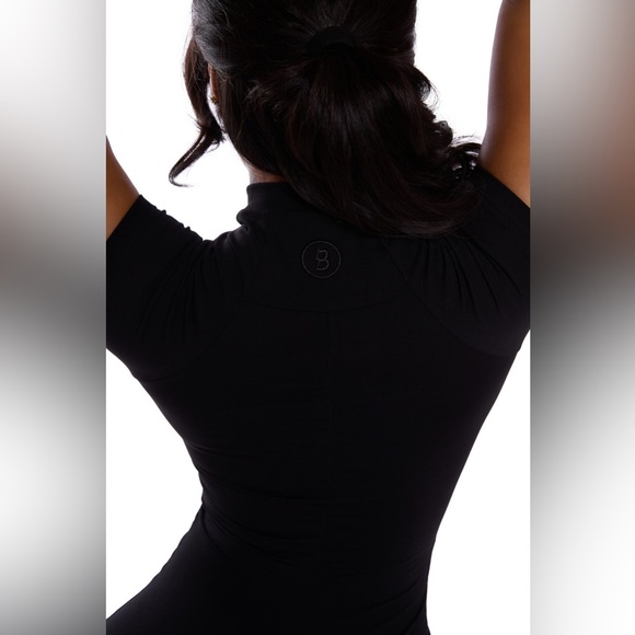 BASIC SHORT BODY SUIT  romper Size Medium - Picture 14 of 15